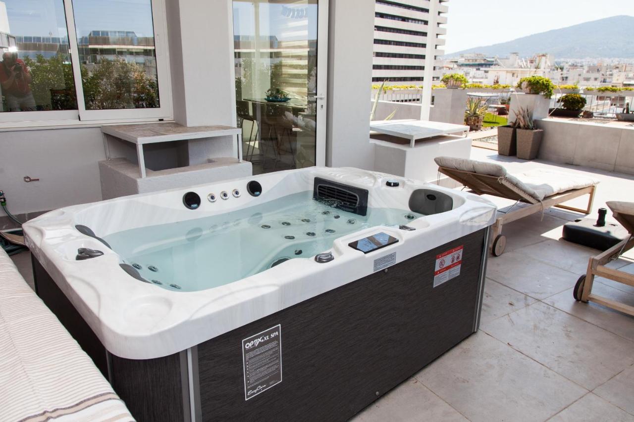 Gorgeous Penthouse With Private Jacuzzi And Amazing View! Apartment เอเธนส์ ภายนอก รูปภาพ